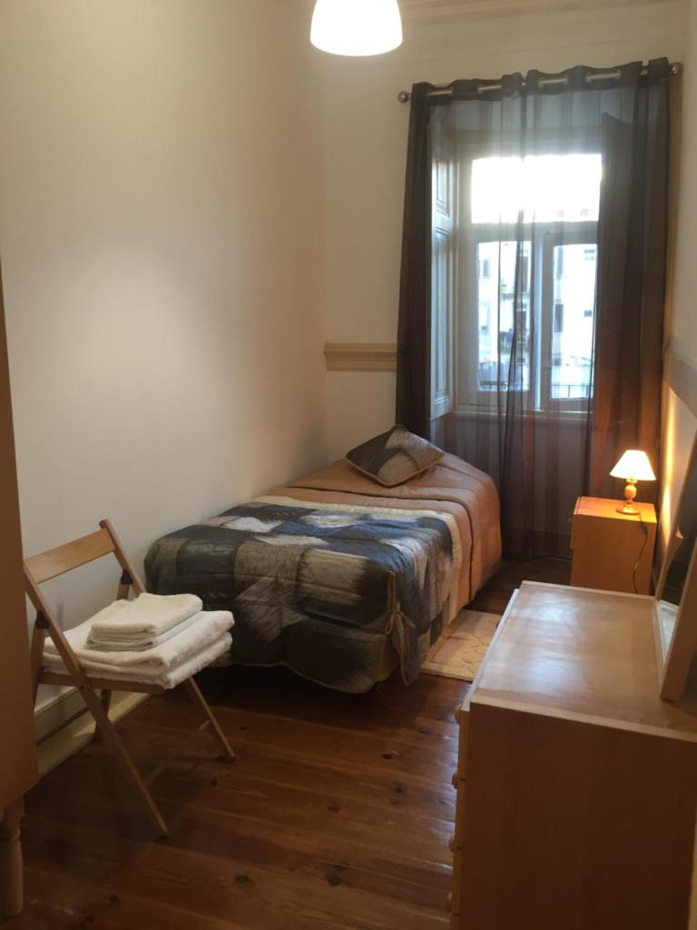 Двухместный (Двухместный номер с 2 отдельными кроватями и общей ванной комнатой), Residência Almirante