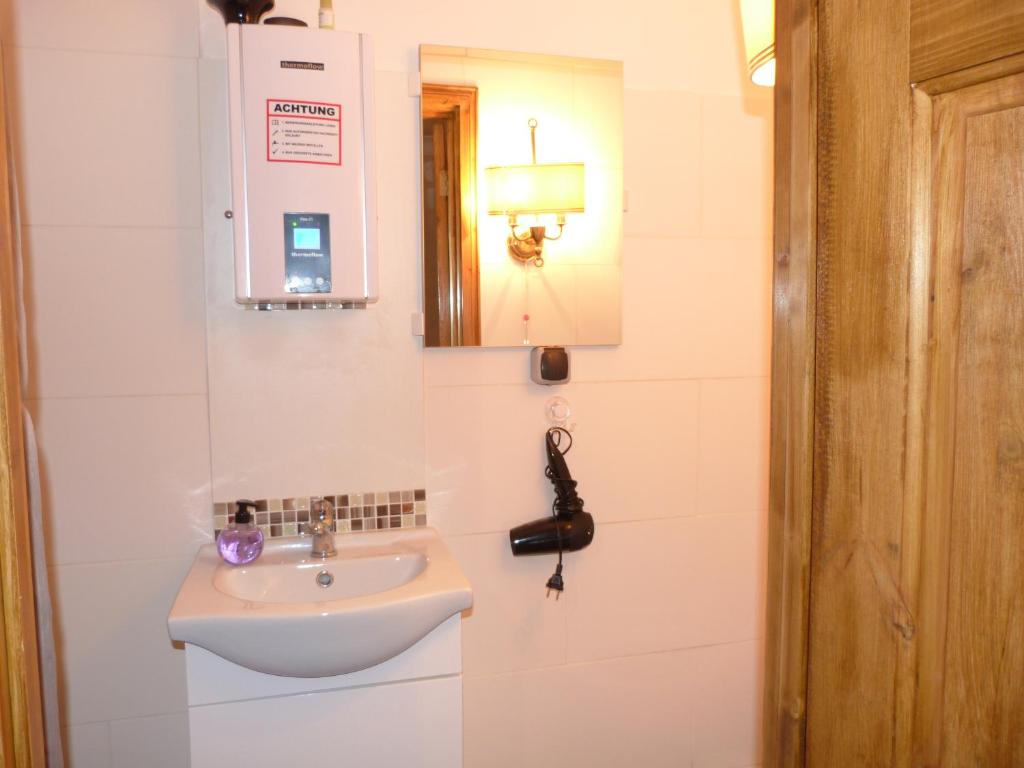 Royal Guest House photo 2