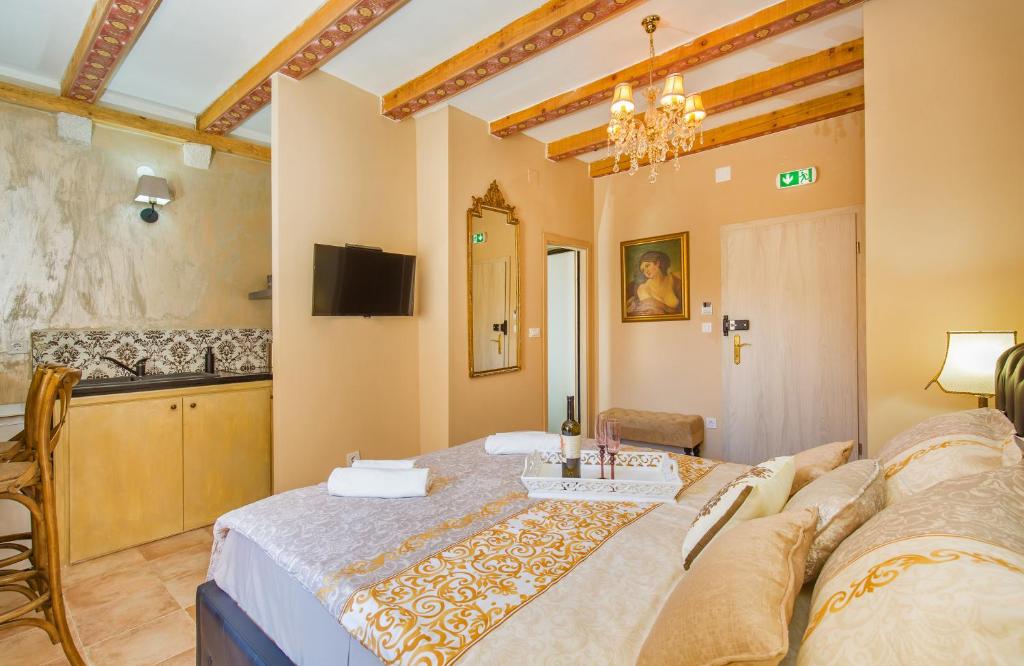 Студио (Апартаменты-студио Делюкс), B&B Apartments and Studios Lanii