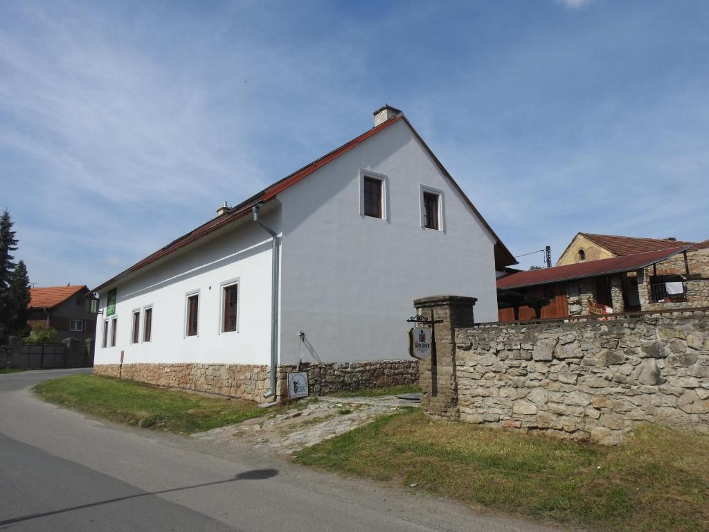 Restaurace a penzion U Lva photo 4