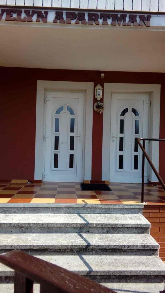 Evelyn Apartman photo 1