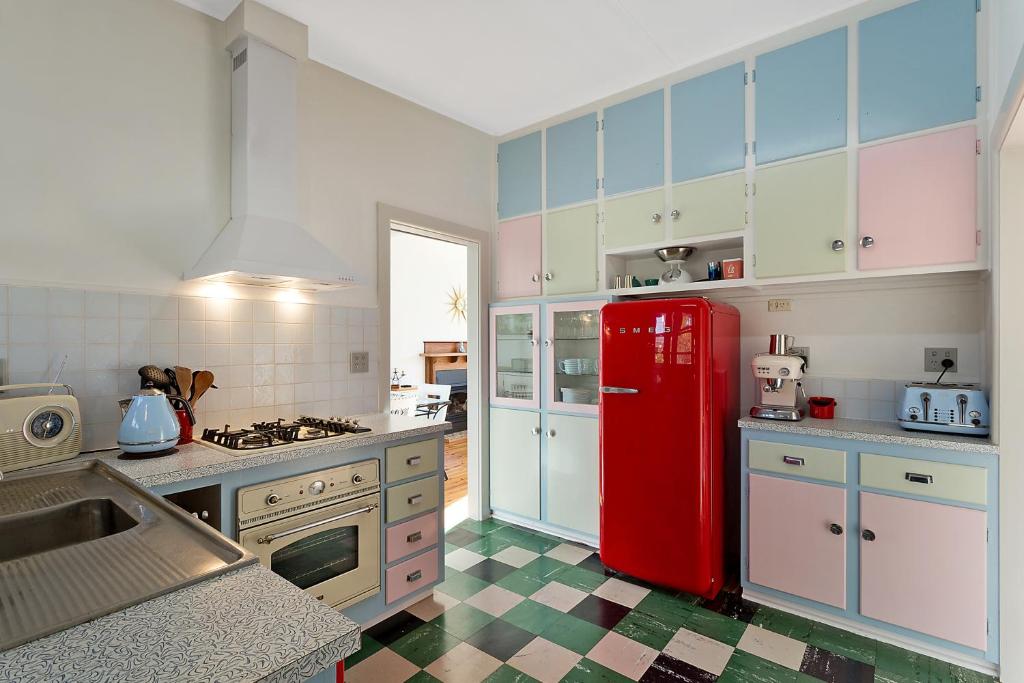 The 50's Beach House photo 2