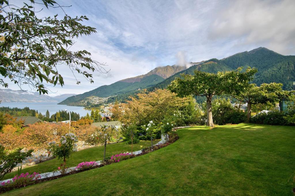 Balmoral Lodge photo 3