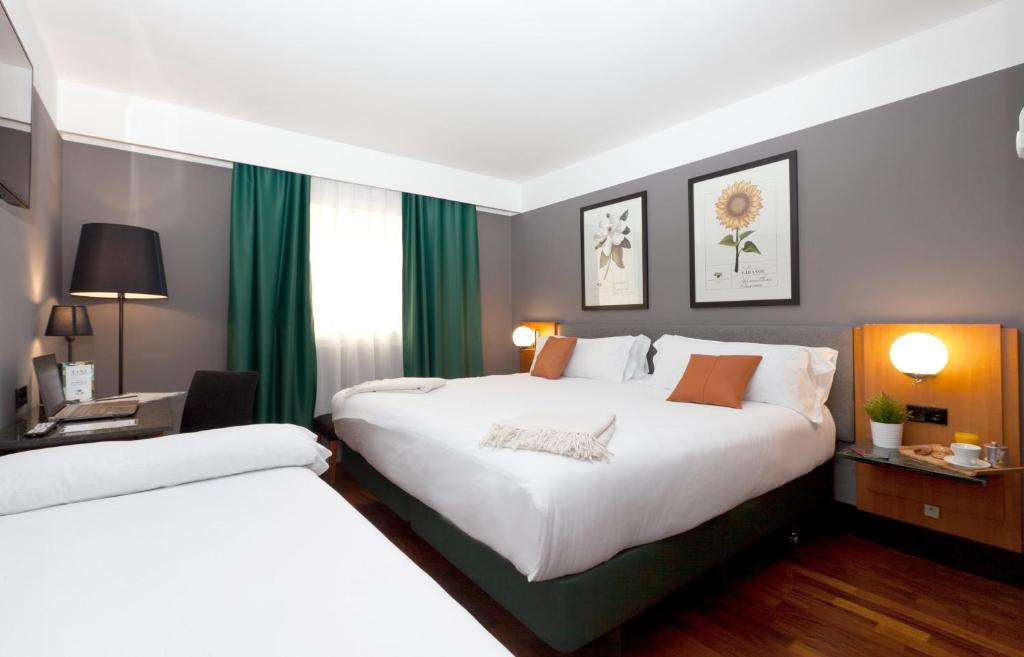 Hotel Malcom and Barret photo 3