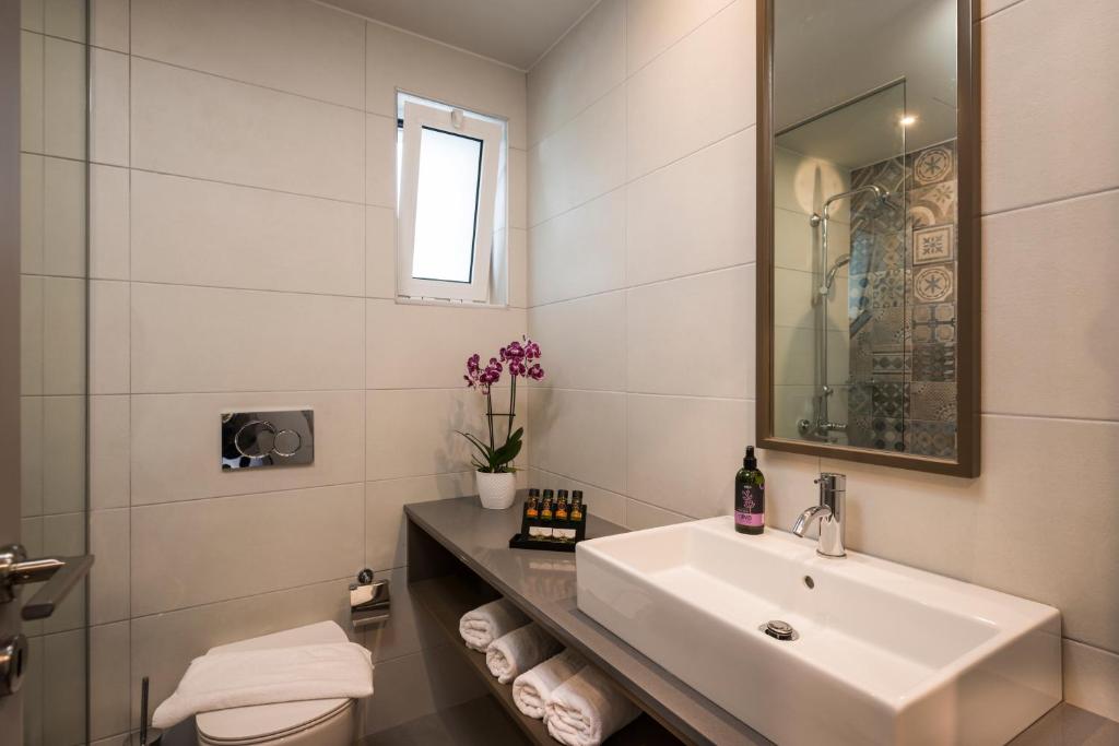 IRINI STALOS Apartments photo 3
