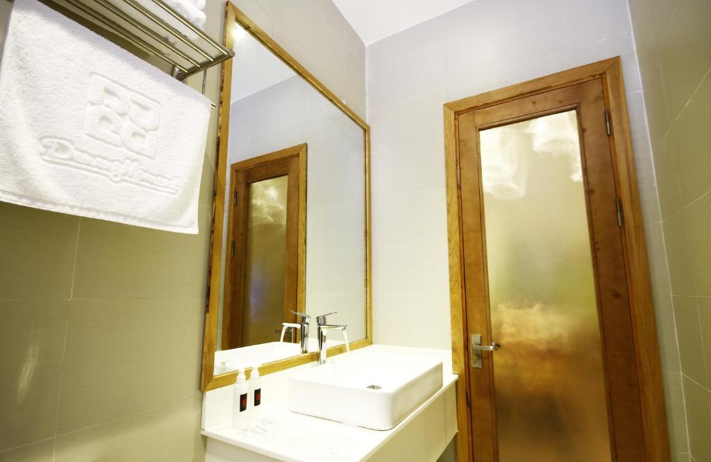 Апартаменты (Апартаменты Делюкс), Danang Moment - Boutique Serviced Apartment