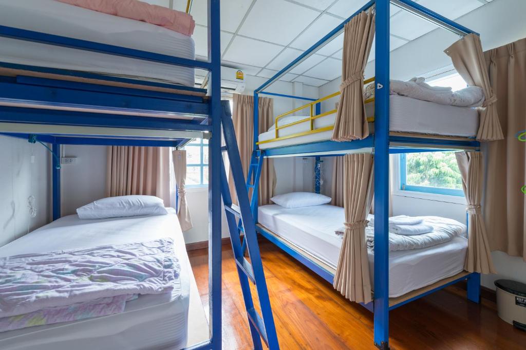 Номер (Кровать в общем 4-местном номере для мужчин и женщин), Nang Ta Yon at Ban Thap Chang Hostel