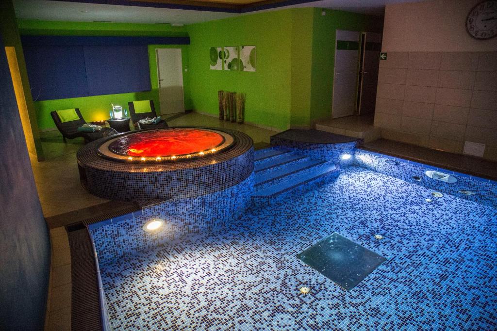 Hotel Centrum Harrachov photo 4