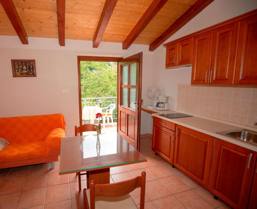Apartment La roza photo 4