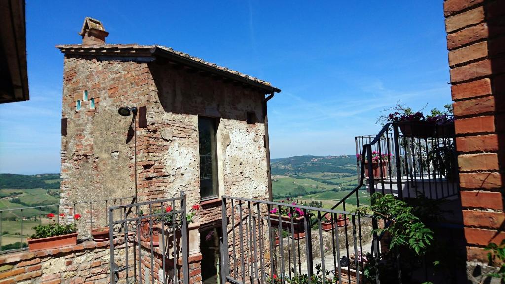 Holiday House Montepulciano - Il Torrino photo 1