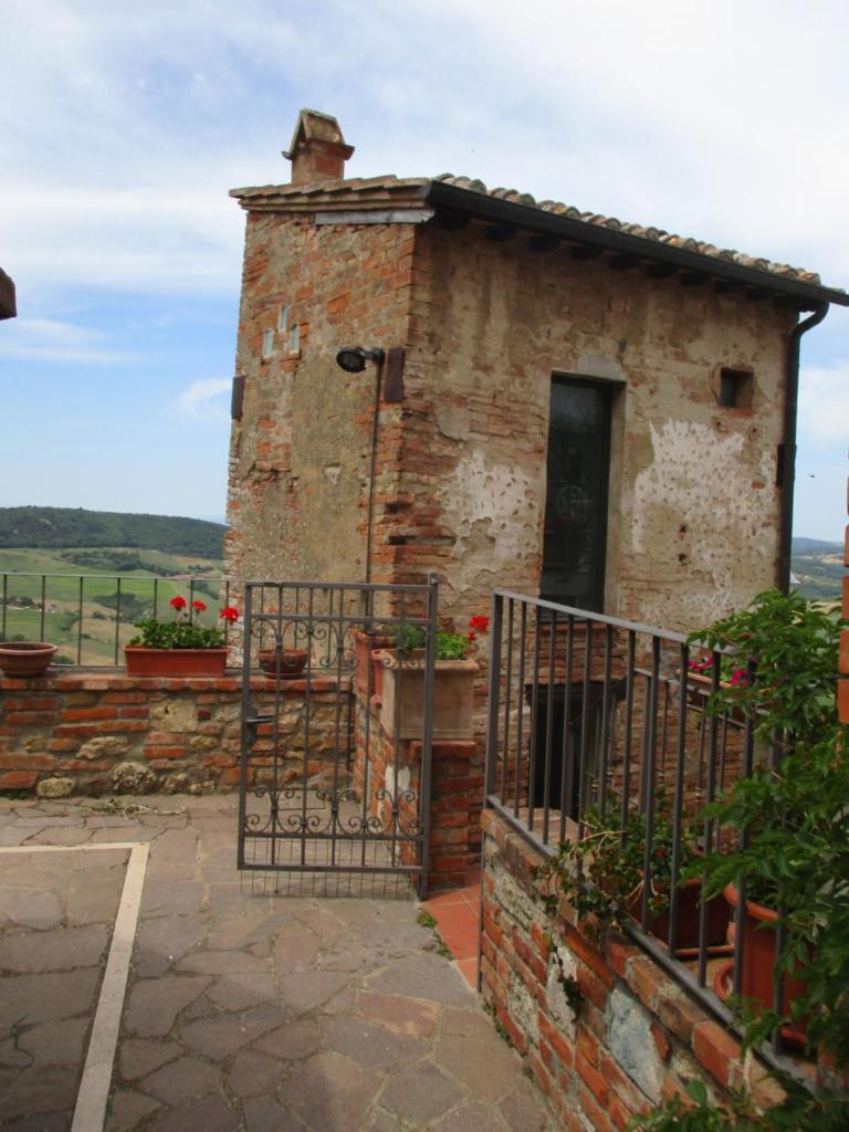 Holiday House Montepulciano - Il Torrino photo 2