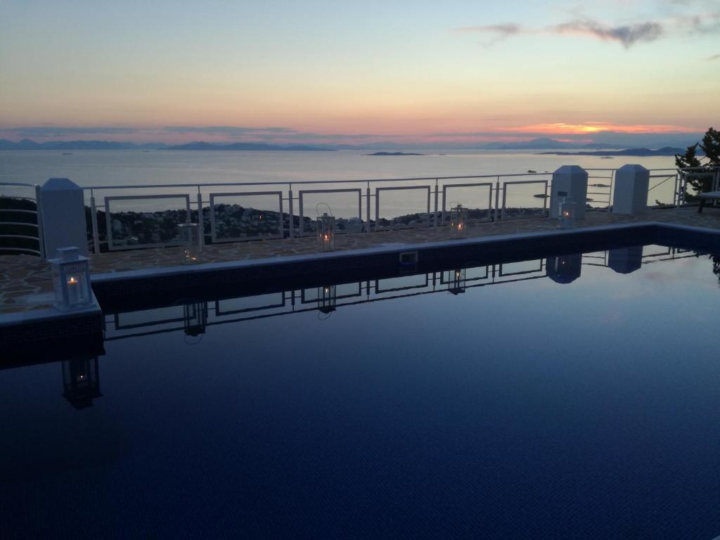 Infinity Blue Suite