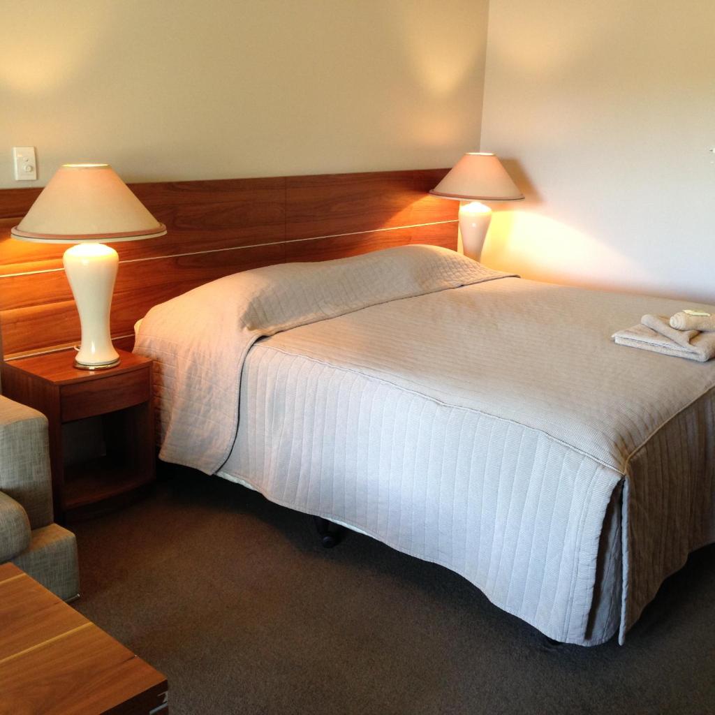 The York Palace Accommodation - Tap to explore photos