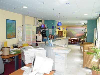 City Hotel photo 4