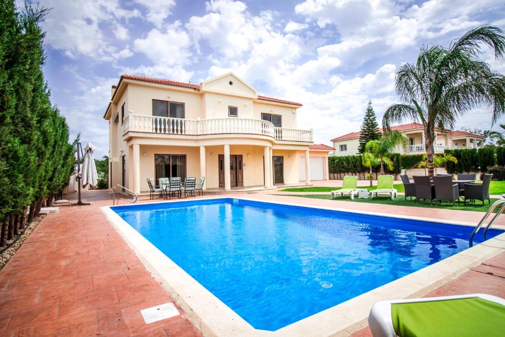 Villa Eva photo 1