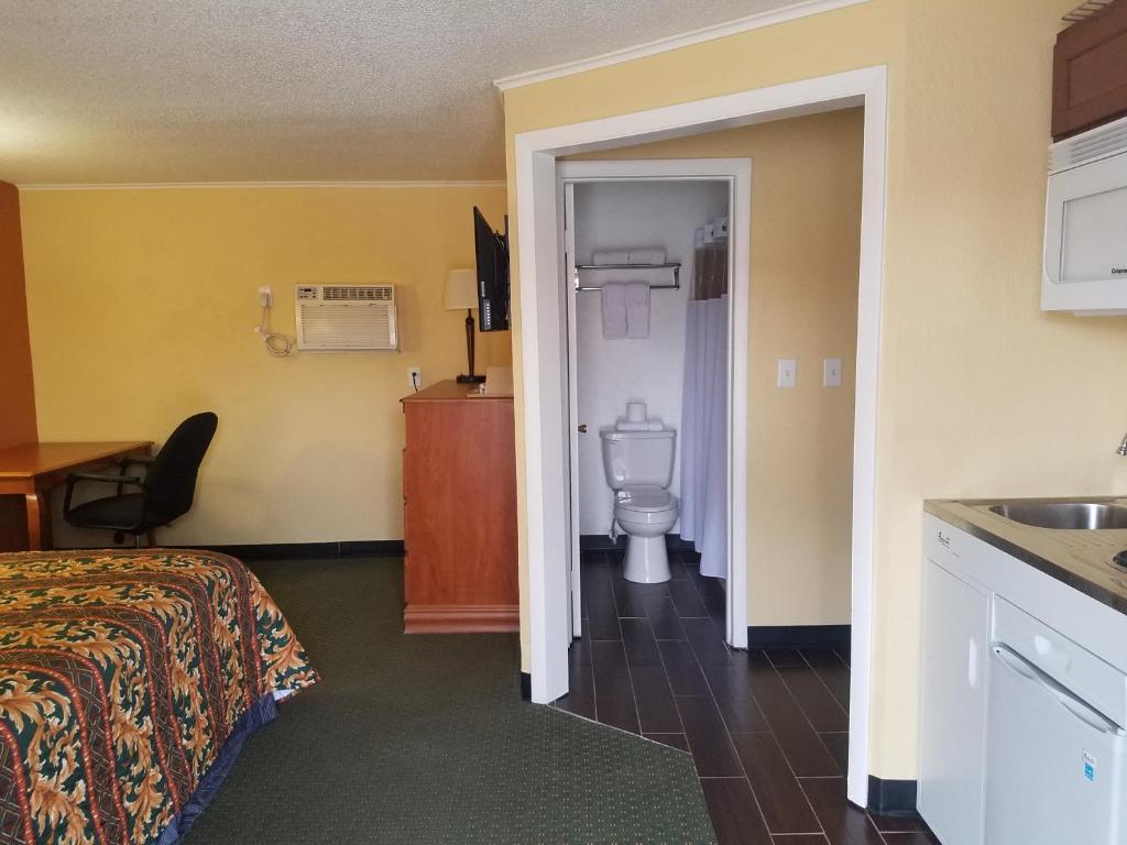 Budget Inn - Keokuk photo 1