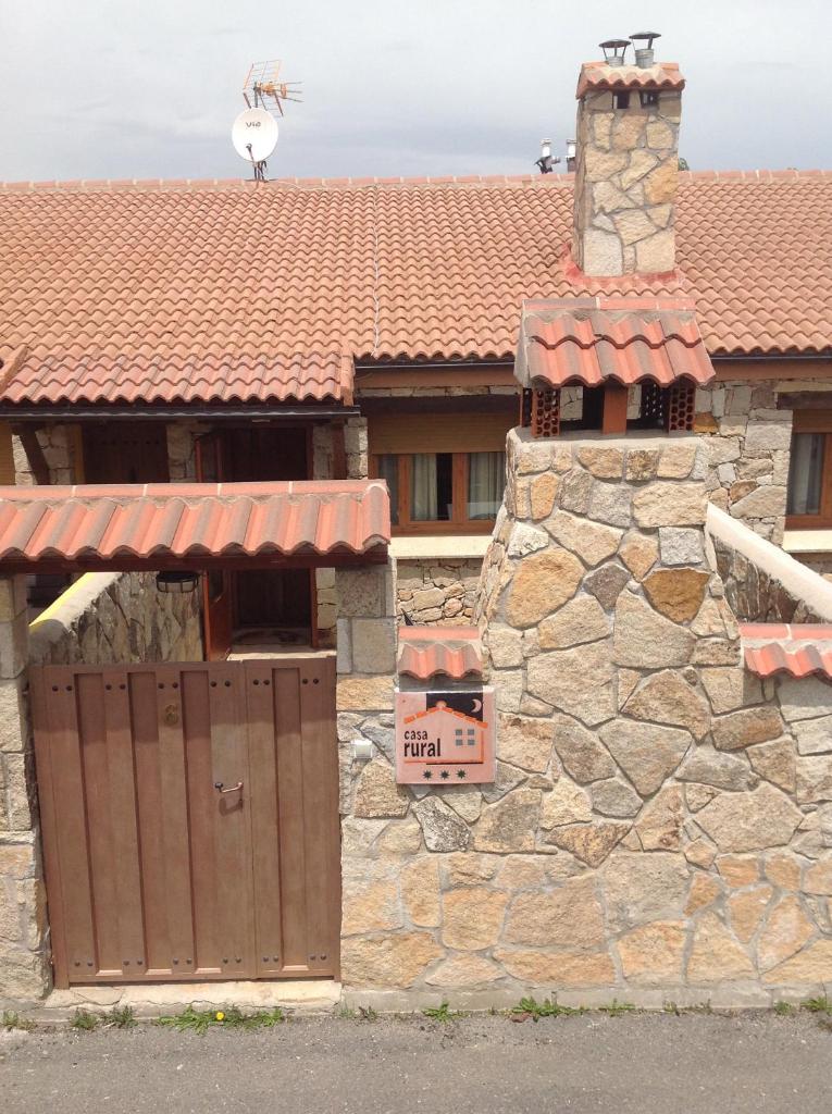 Casa Rural La Vega De Gredos photo 1