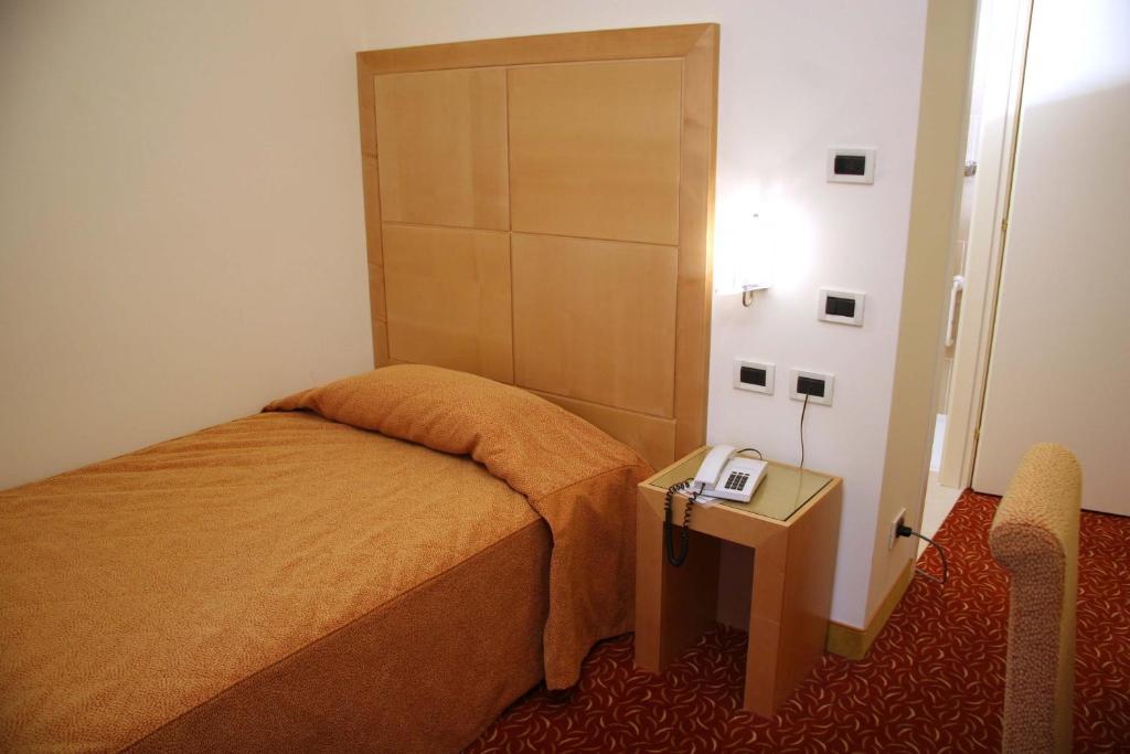Hotel Roma photo 3