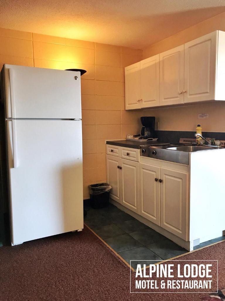 Alpine Lodge Motel & Restaurant photo 3