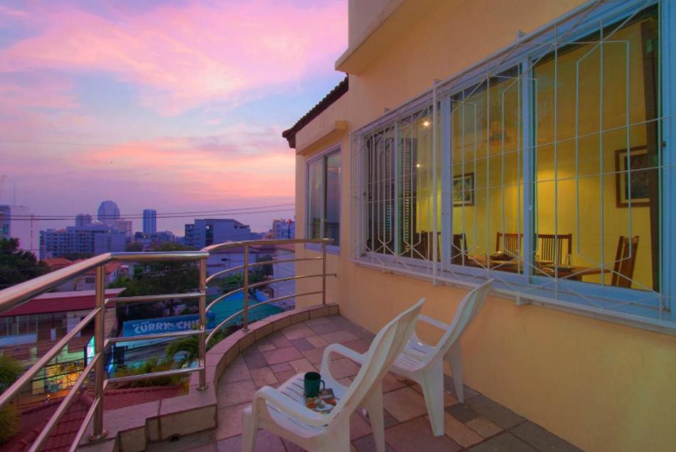 Argyle Apartments Pattaya photo 1