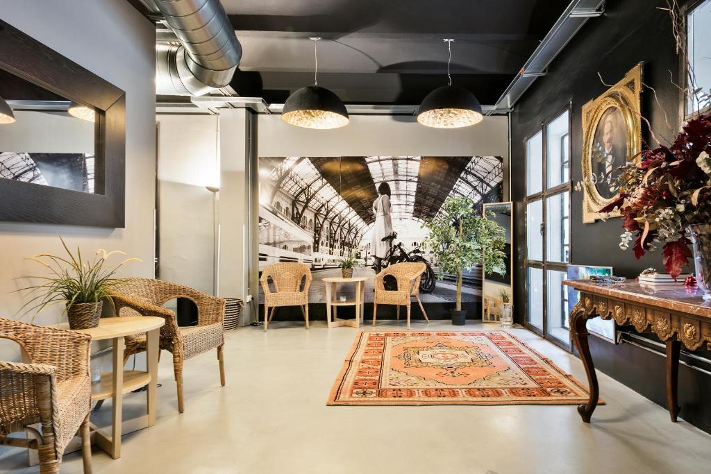 Fira Apartments by gaiarooms – Two-Bedroom Apartment (4 Adults) photo 6