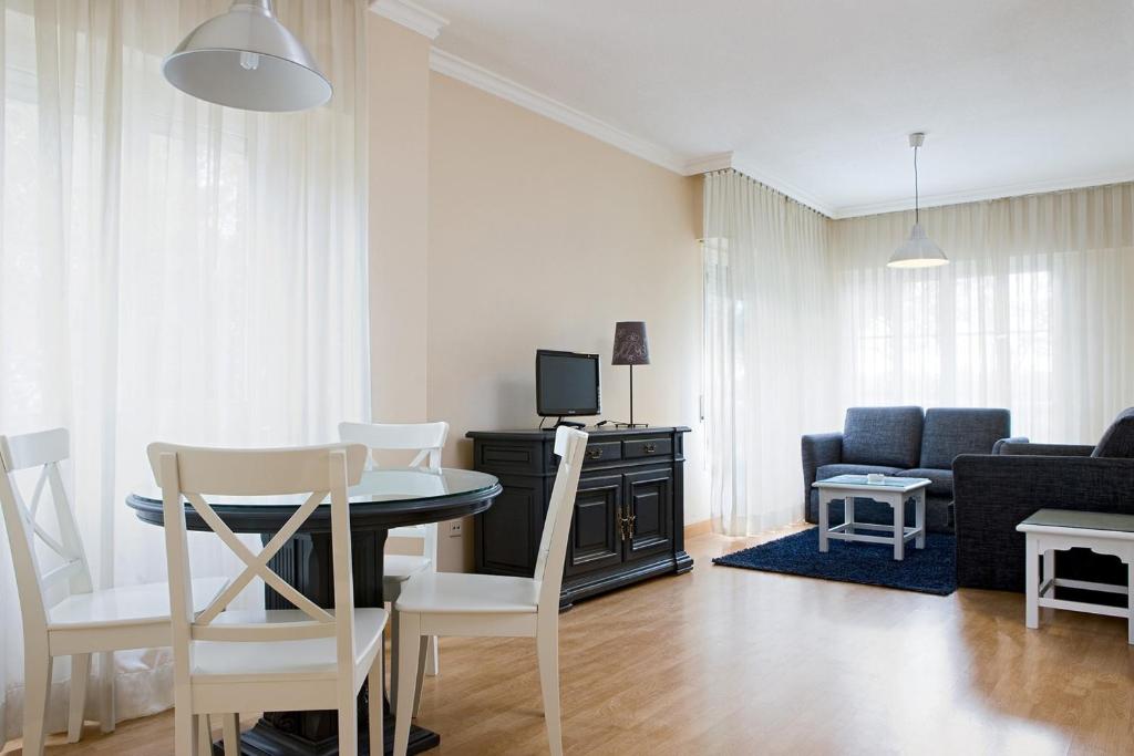 TH Aravaca – Two-Bedroom Apartment (4 Adults) photo 2