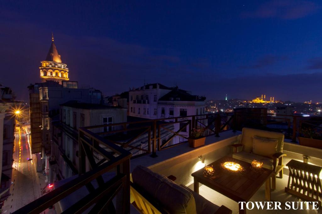 Louis Appartements Galata – Junior Suite photo 4