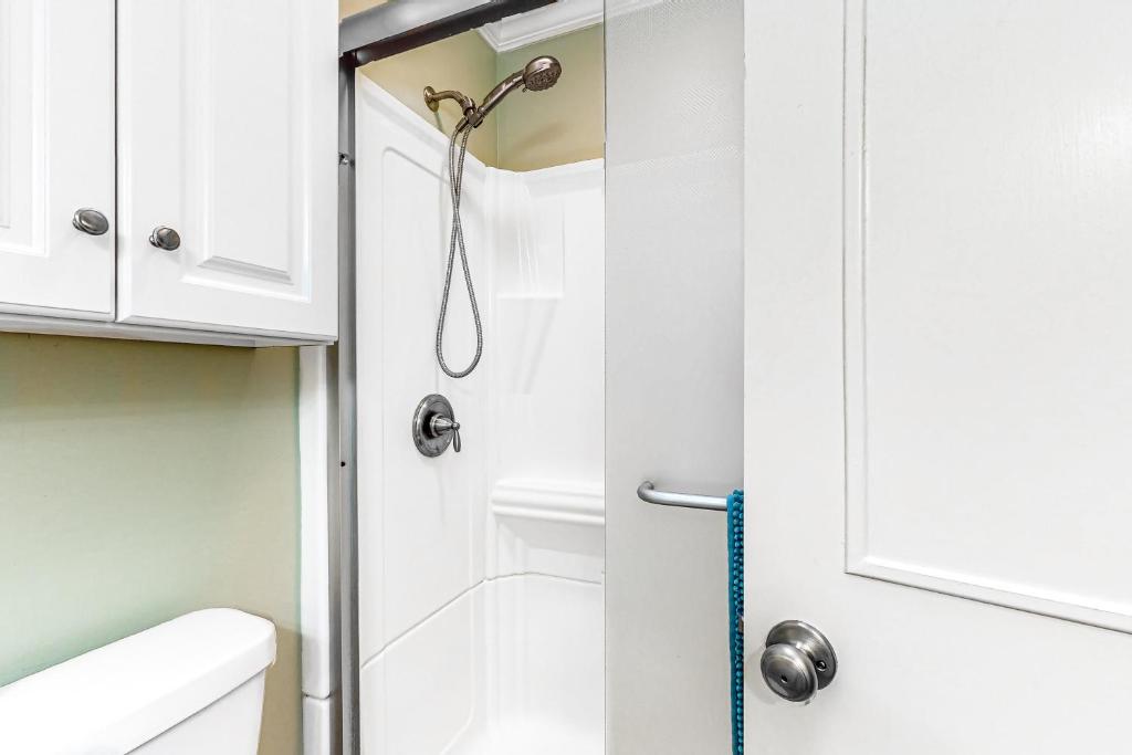 Blue Bubble Beach House - Three Bedroom holiday home by null