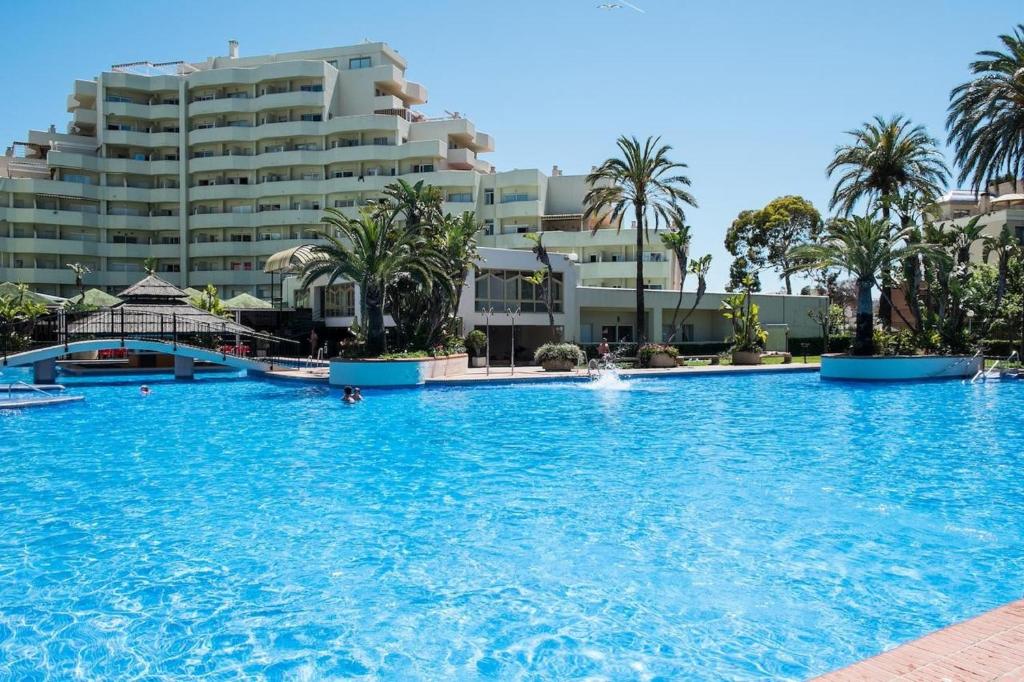 VIVE BENALMADENA BENAL BEACH 3-912. Vistas al mar, parque acuatico familiar