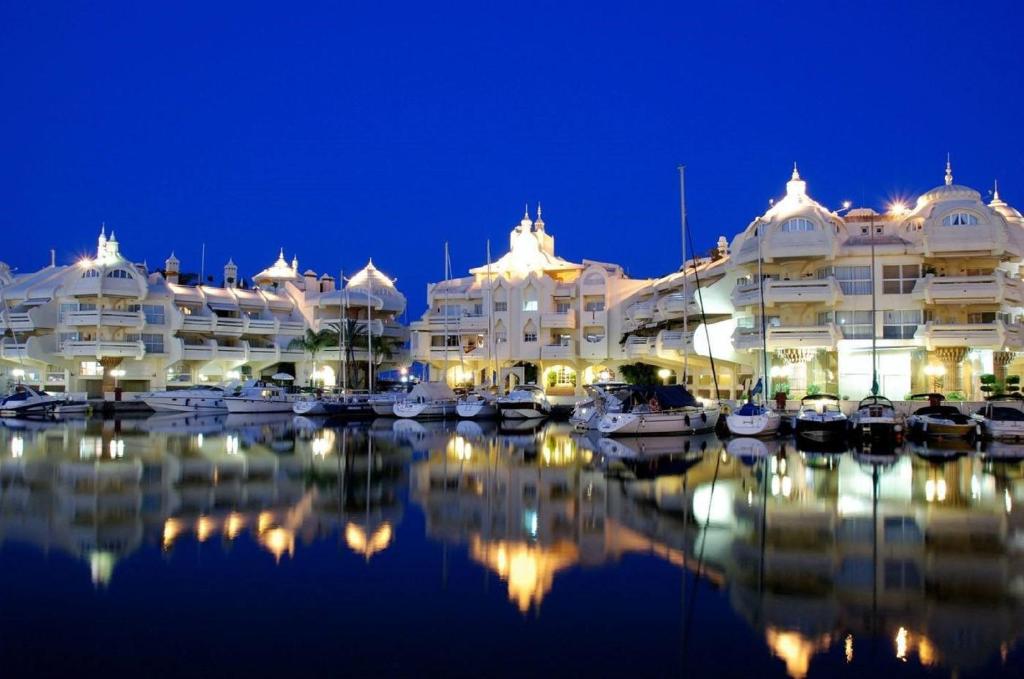 VIVE BENALMÁDENA ESTUDIO BENAL BEACH 3124, parque acuático, playa 100m.