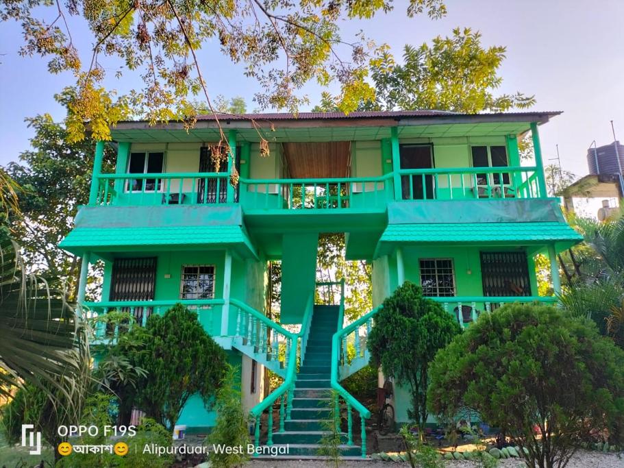 Green Heaven Homestay side view