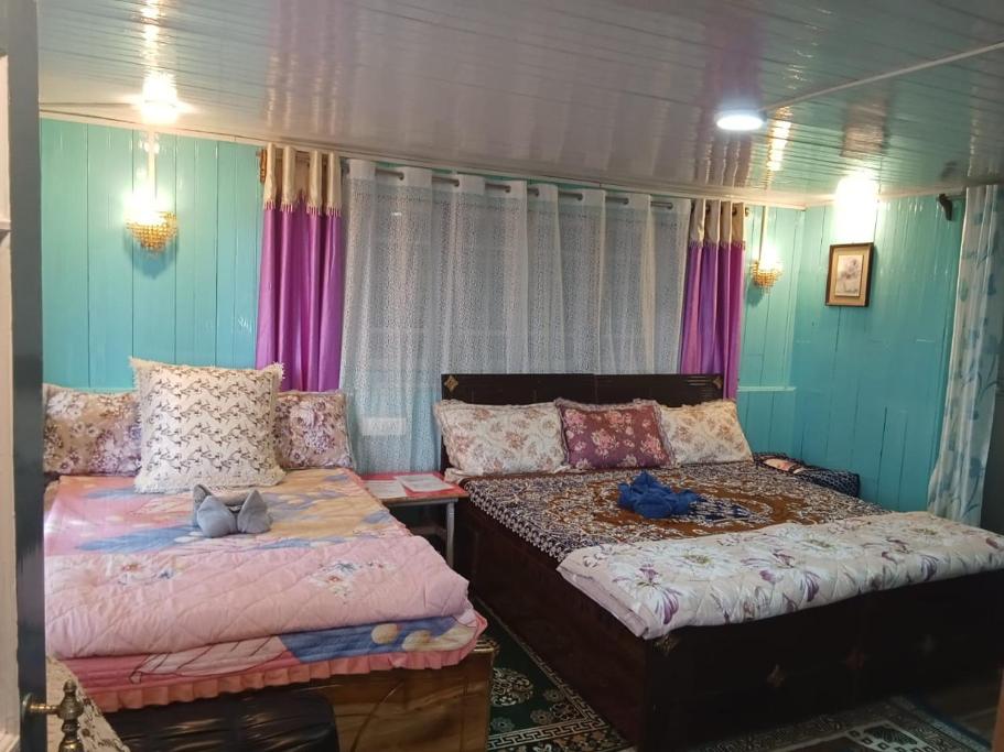 Lebong Mansara Homestay balcony view