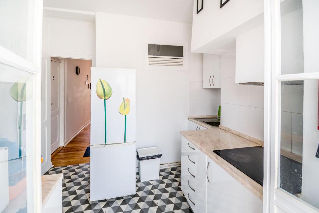 Lisbon Guesthouse – Budget Double Room photo 3