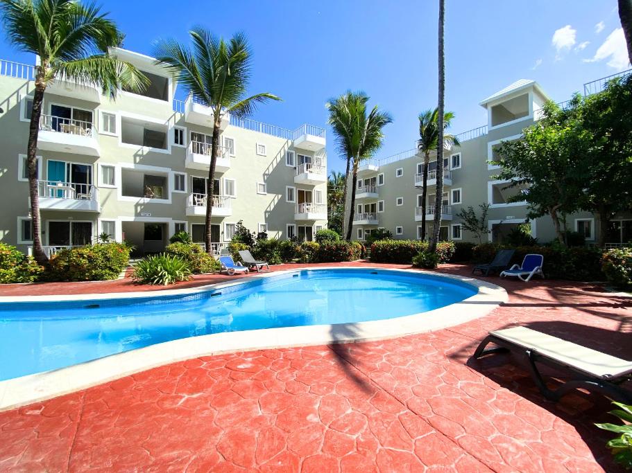 PLAYA PARADISE STUDIOS – Beach Club Pool