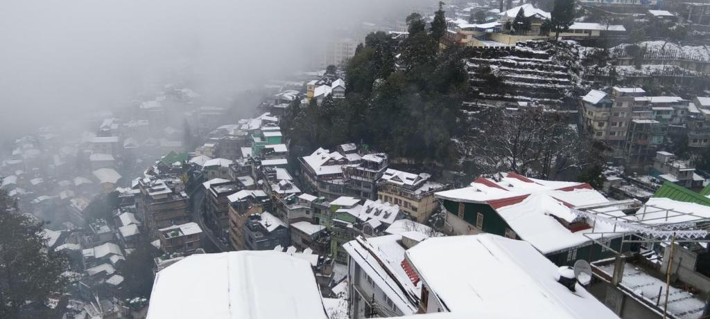 Broadview Homestay balcony view