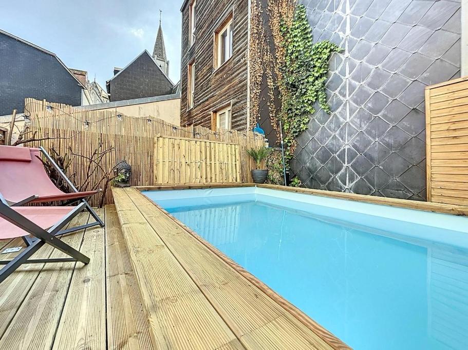 Piscine, Sauna Balnéo au cœur de Rouen – appartement 1 chambre