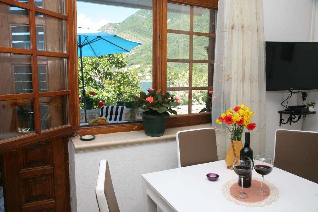 Apartments Oasis - 2