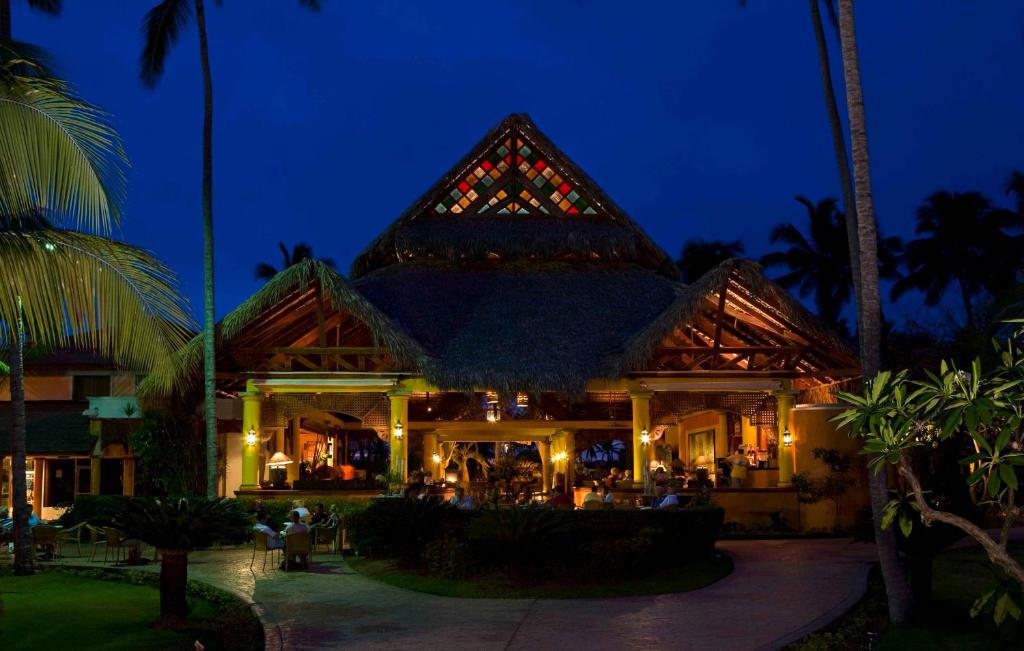 VIK hotel Arena Blanca — Restaurant & bars in Bavaro, La Altagracia