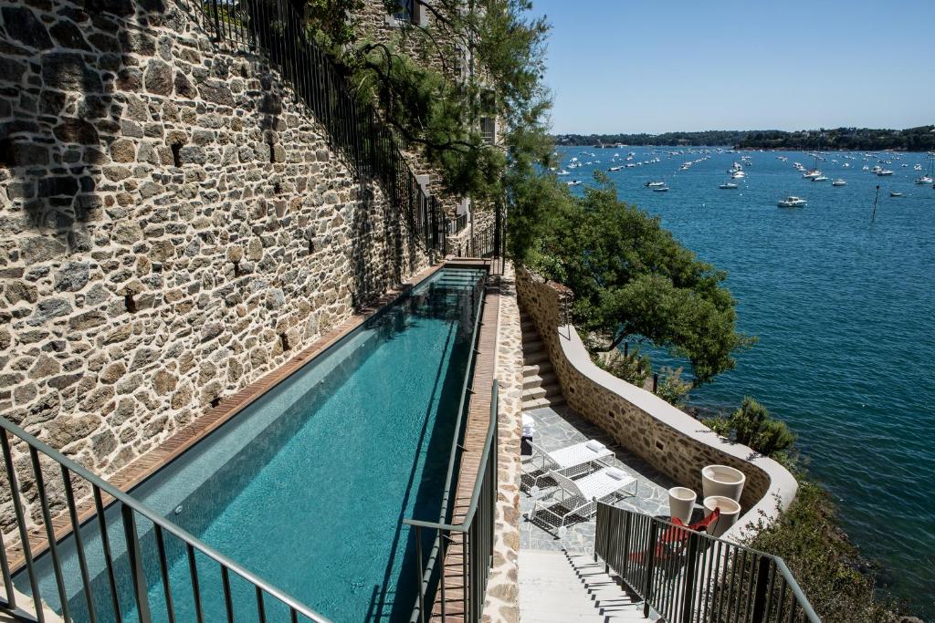 Swimming pool, Castelbrac Hotel in Dinard