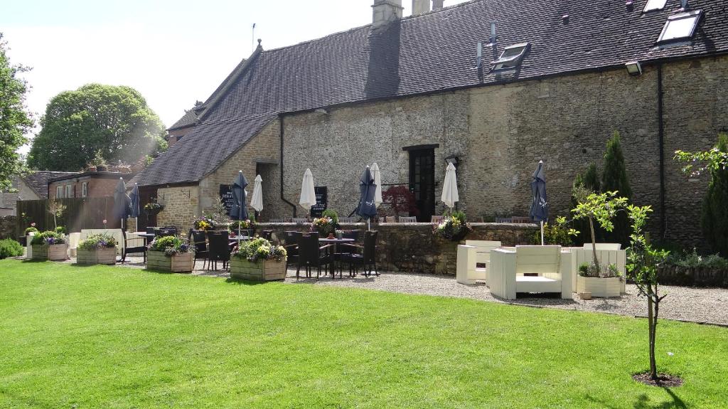The Colesbourne Inn photo 7