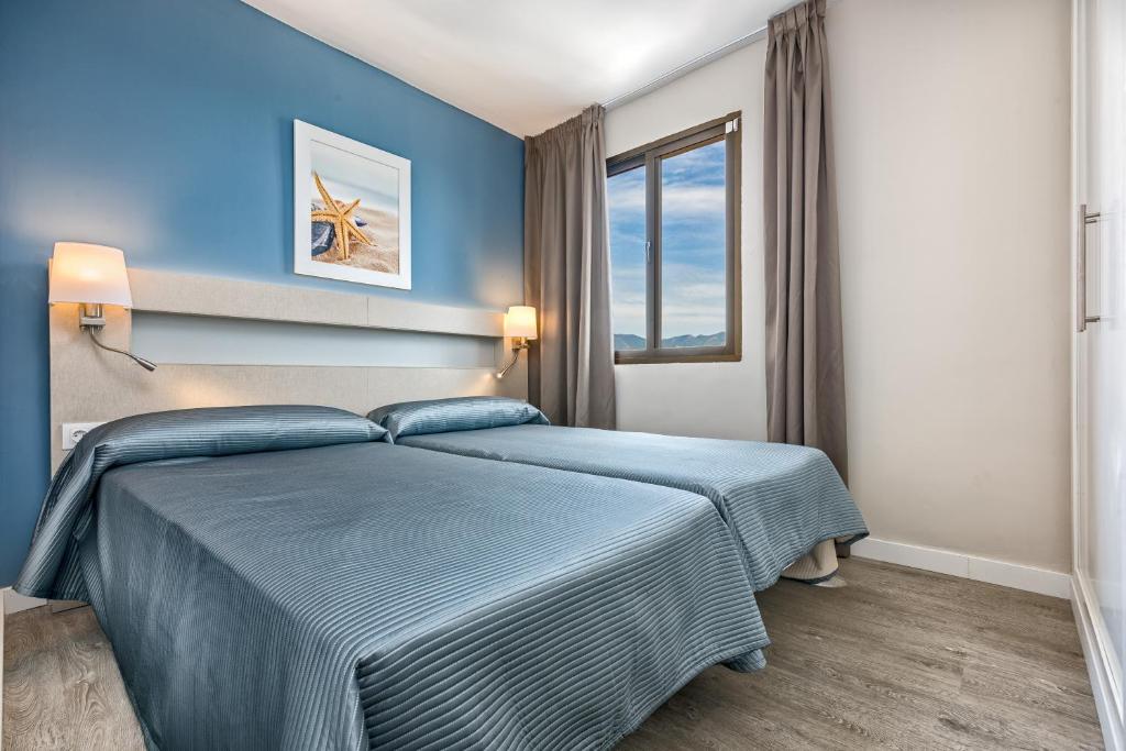 Veramar Aparthotel — Hotel rooms in Fuengirola, Andalusia