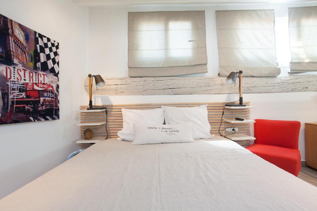 Superbe appartement loft vieil Antibes photo