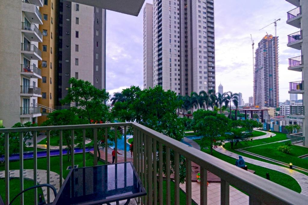 On 320 Apartment photo