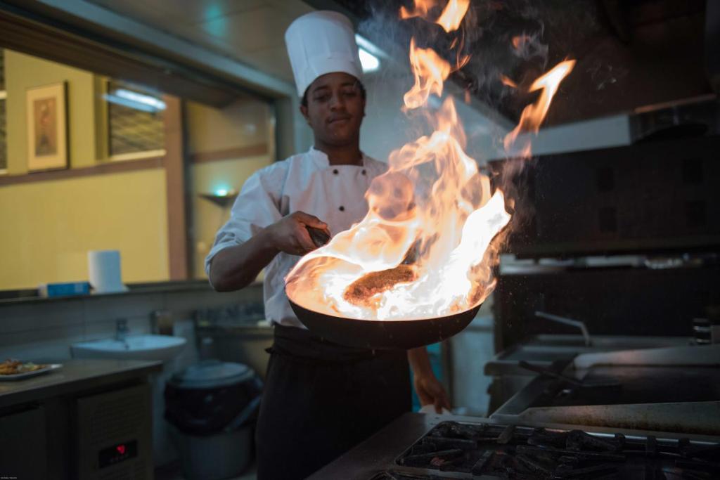 캐피탈 호텔 앤 스파 (Capital Hotel and Spa)