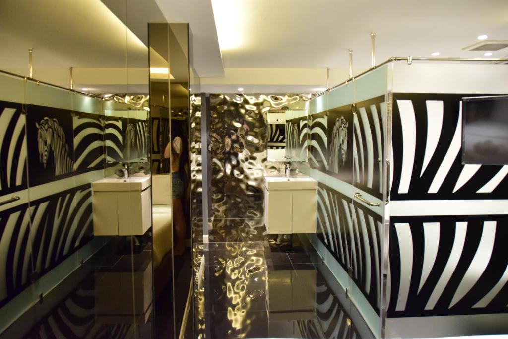 Double Five, Bangkok