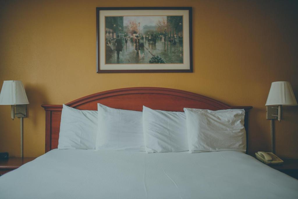 Hotel Ottumwa photo