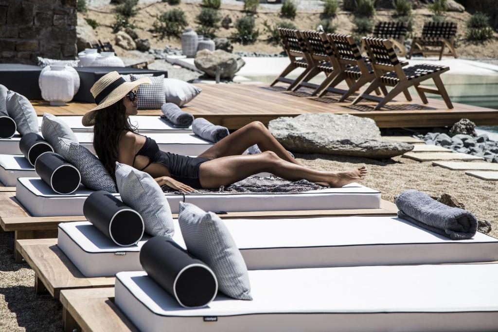 スイミングプール