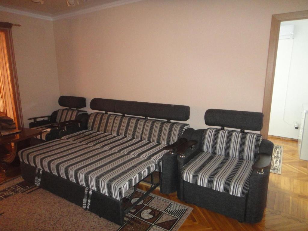 Гагра абазгаа 41/2. Абазгаа улица, 41/1. Абазгаа улица, 41/1. Гагра абазгаа 41/2. Абазгаа 63/1 кв.