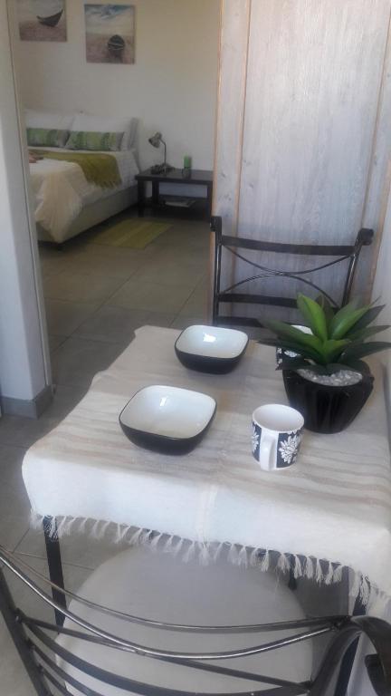 Self-catering Studio, Unit 6 on Krupp, Windhoek