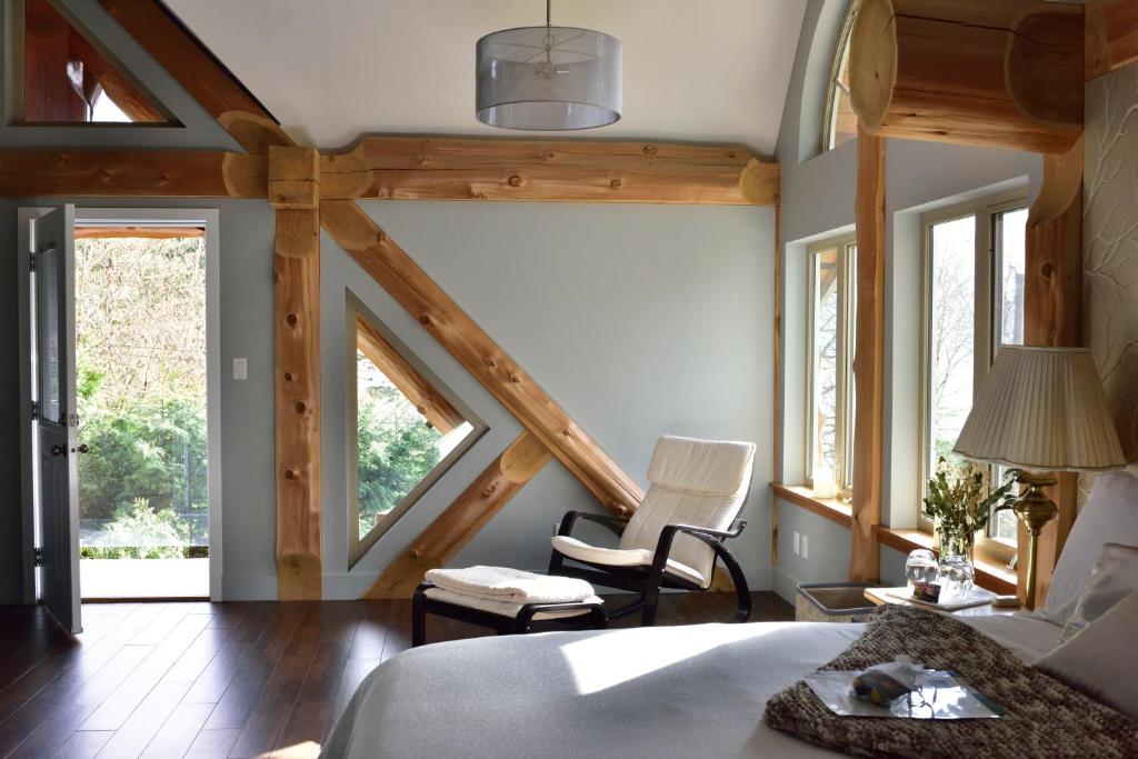 The Rockwell-Harrison Guest Lodge photo